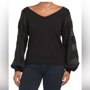 SIONI
Mix Media Sleeves V-Neck Pullover Sweater